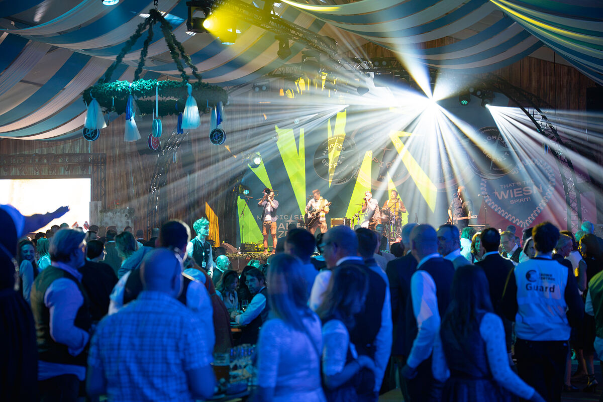 Premiere der IMMOWiesn auf der Wiener Kaiser Wiesn 